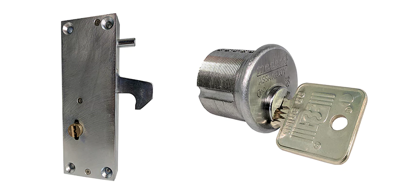 RR Fence Gates Brink Locks Repair in Santa Monica, California